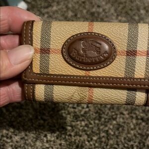 Burberry key holder